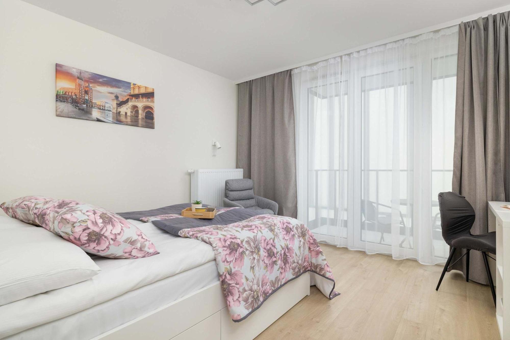 Cozy Apartments Laszkiewicza With Parking By Noclegi Renters Kraków Exteriör bild